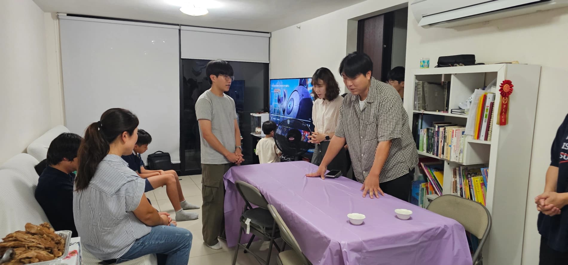 김태균 선교사님께서 식사에 초대해주셨습니다